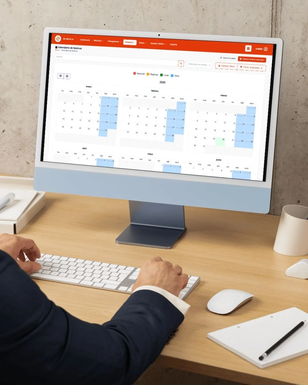 Configuración de días festivos nacionales, autonómicos y locales